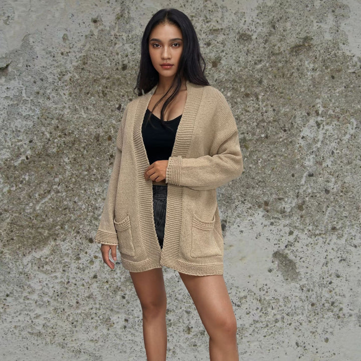 Ladies Large Knit Cardigan with large pockets and open design Lune London