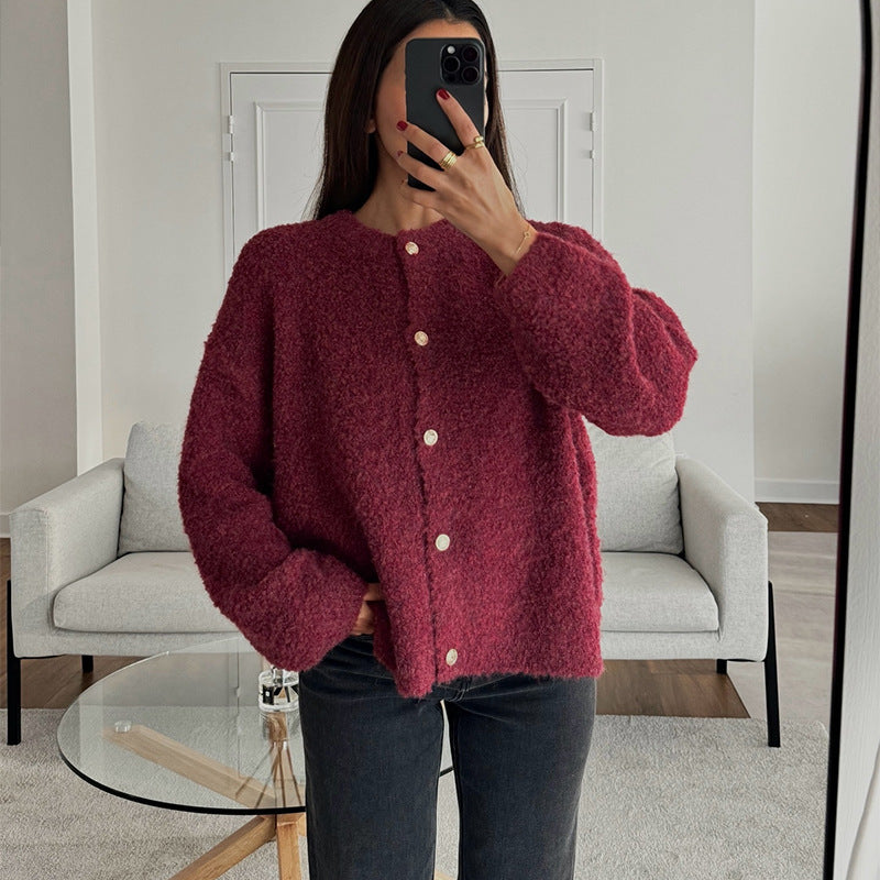 Ladies Cozy Knit Sweater in Oversized Chic Style
