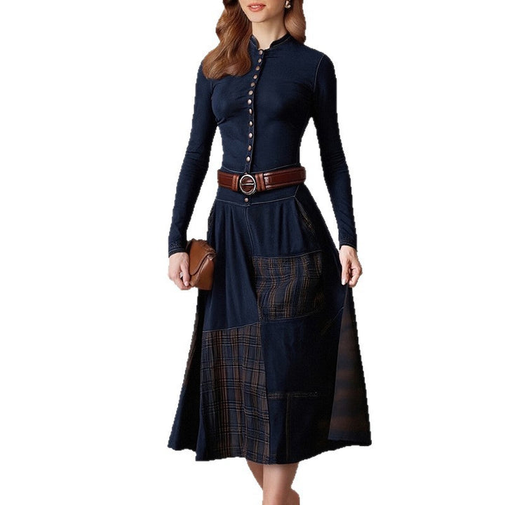 Robe midi élégante pour femmes avec boutonnières et détails contrastés Chic & Stil