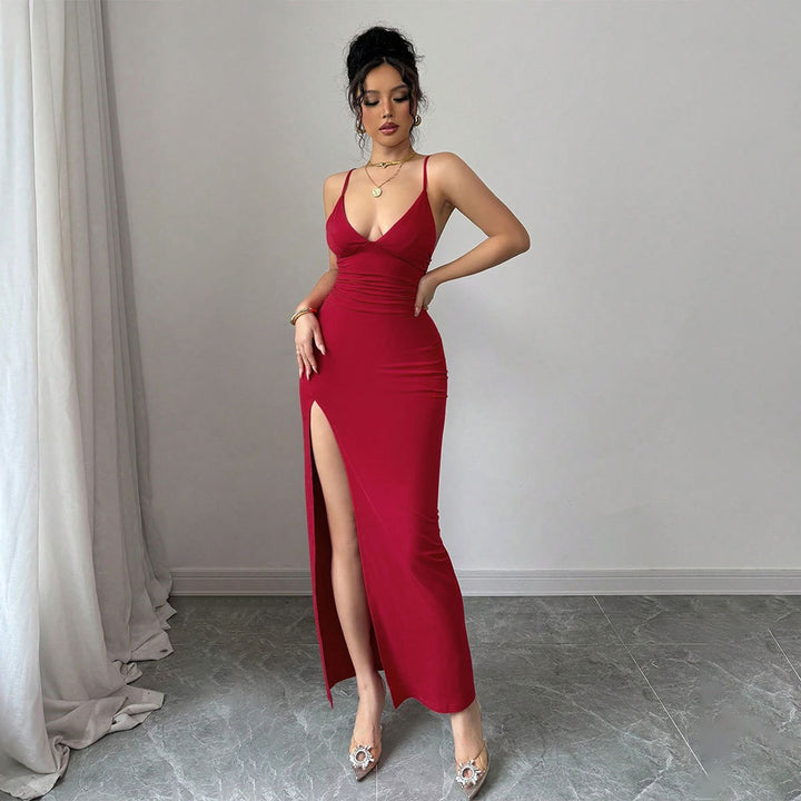 Robe maxi pour femmes avec décolleté en V profond et fente haute Chic & Stil