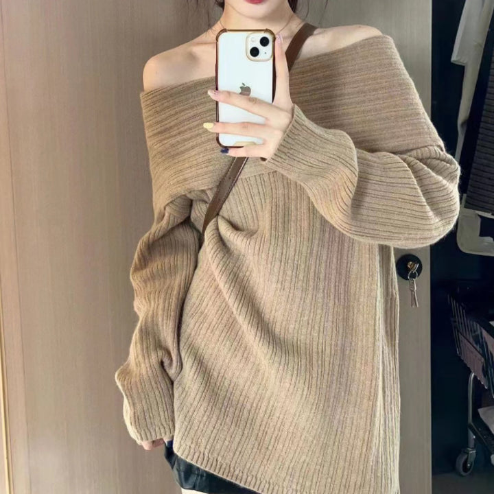 Sweater femme à épaules dénudées en matière tricotée texturée Chic & Stil