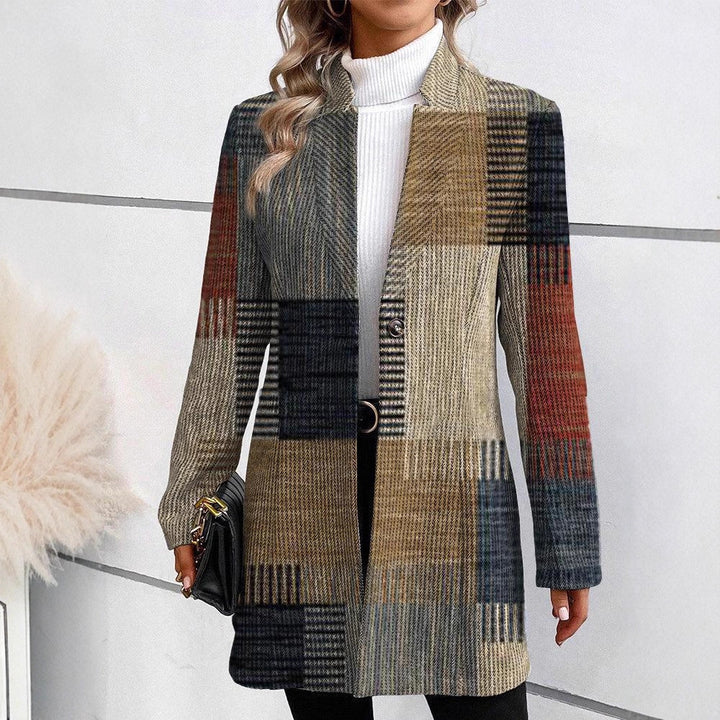 Elegant checkered coat for women Lune London