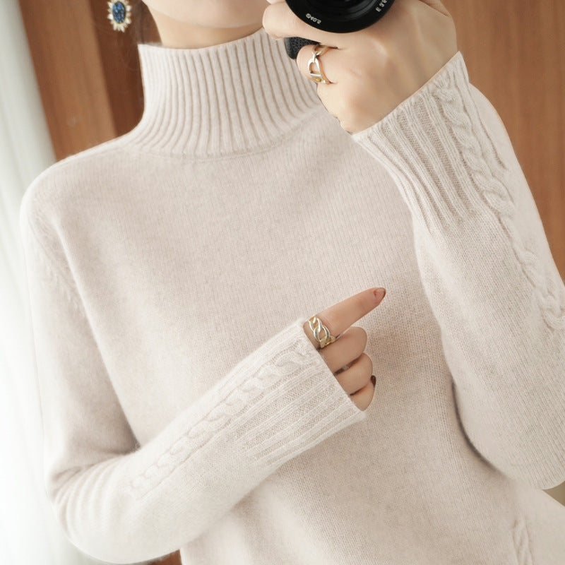 Elegant sweater for women with high collar and fine structure Lune London