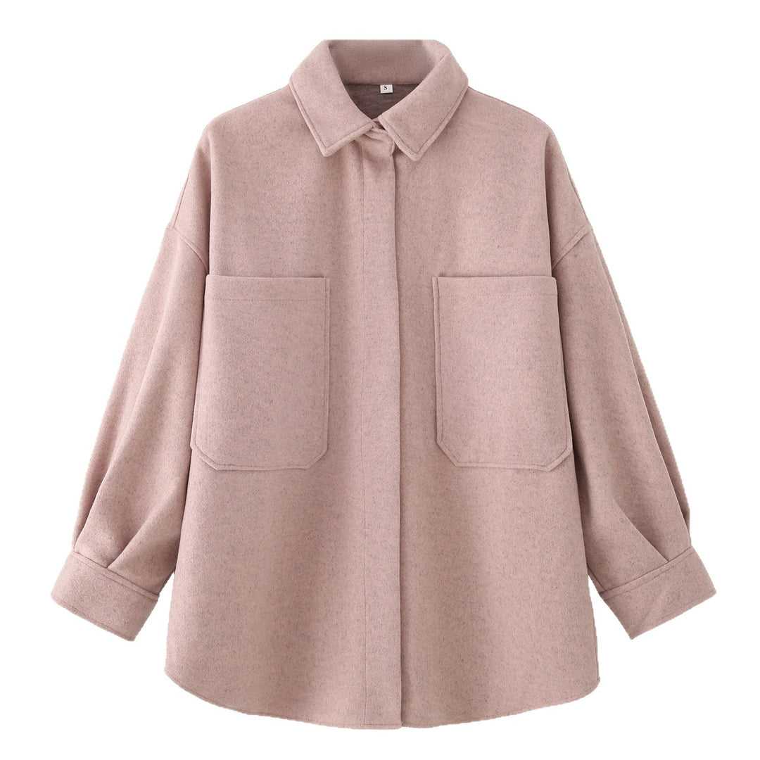 Oversized flannel jacket for women in high-quality wool blend with practical pockets Lune London