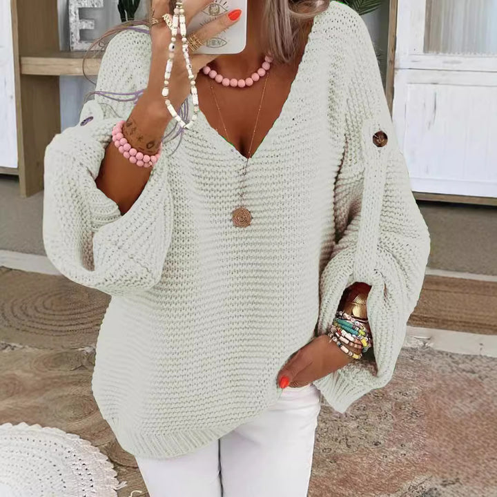 Ladies chunky knit sweater with V-neck Lune London