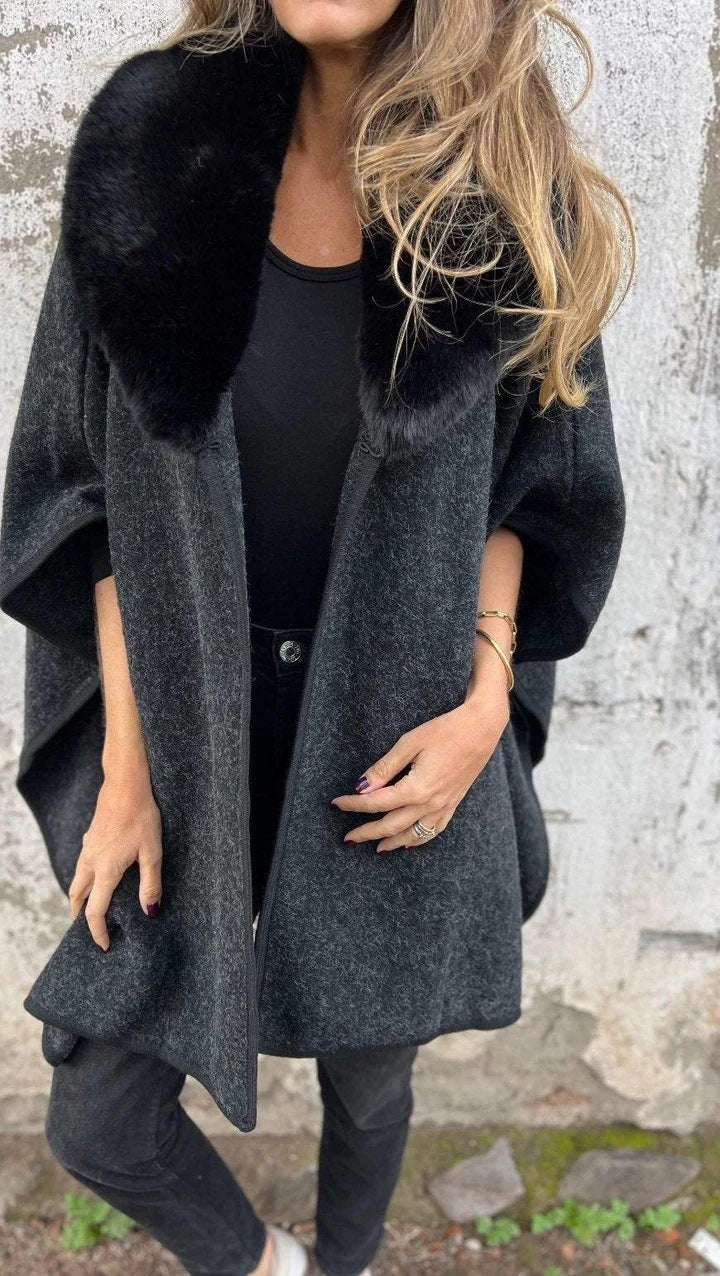 Women's hooded jacket with luxurious faux fur collar and modern cut Lune London