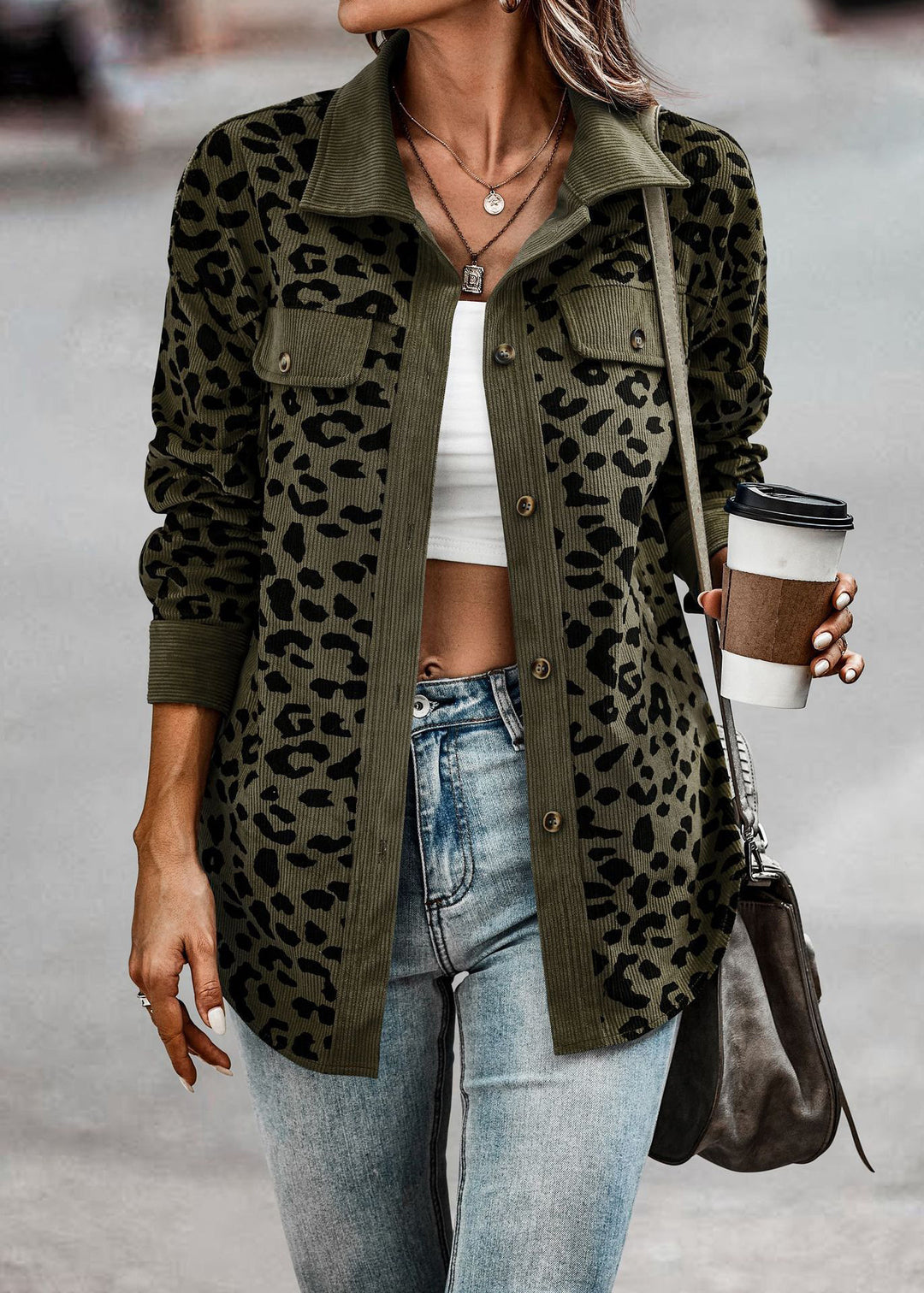 Leisure jacket for women with textured leopard print and practical pockets Lune London