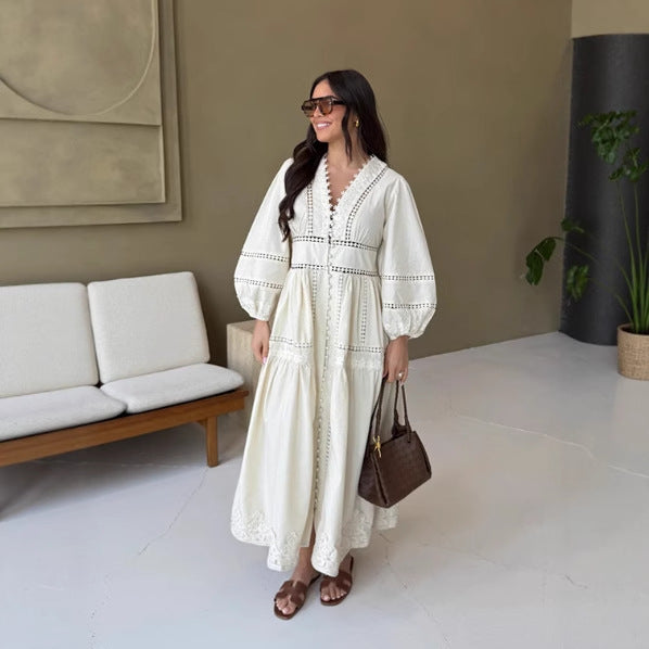 Maxi dress for women with elegant ruffle details and a feminine V-neck Lune London