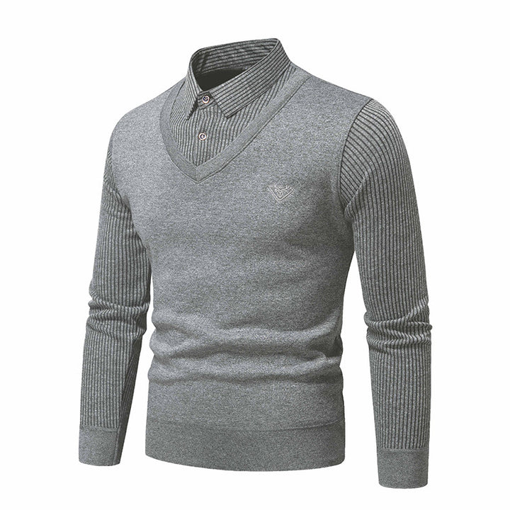 Elegant knitted sweater for men with V-neck and structured sleeves Lune London