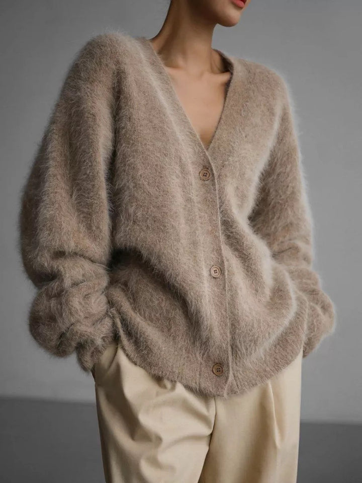 Cardigan confortable pour femmes avec décolleté en V profond et coupe surdimensionnée Chic & Stil