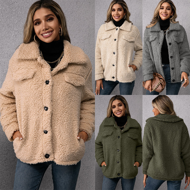 Comfortable fleece sweater for women with high collar and soft material Lune London