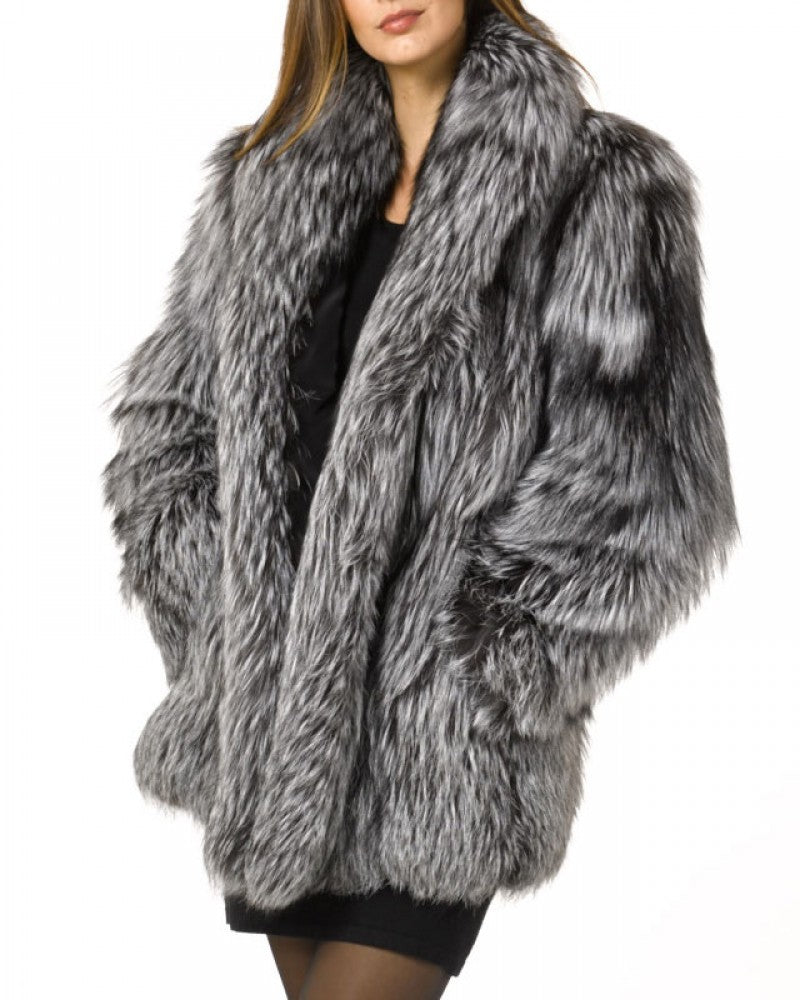 Ladies Luxurious Faux Fur Jacket with Voluminous Sleeves Lune London