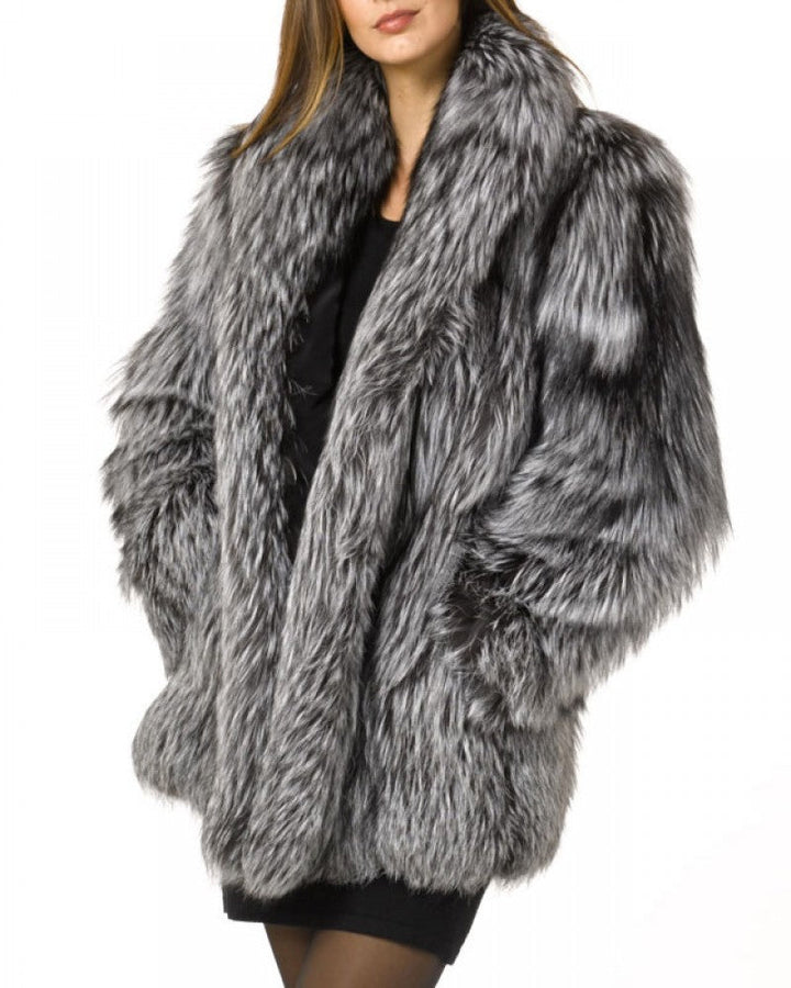 Ladies Luxurious Faux Fur Jacket with Voluminous Sleeves Lune London