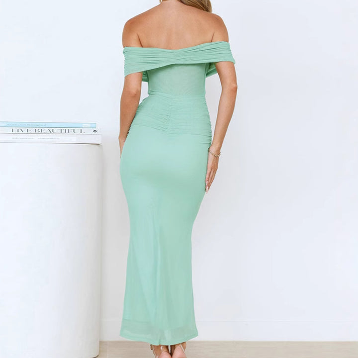 Ladies Elegant Maxi Dress with Off-Shoulder Design and Chic Refined Ruffle Details