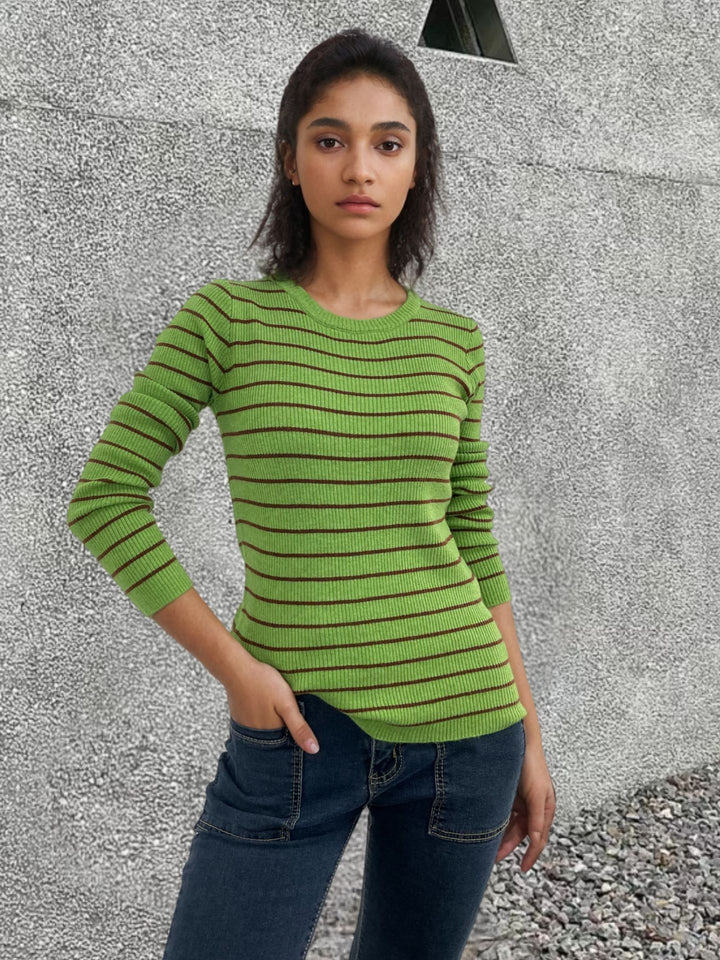 Long sleeve sweater for ladies with a modern striped pattern and a comfortable fit Lune London
