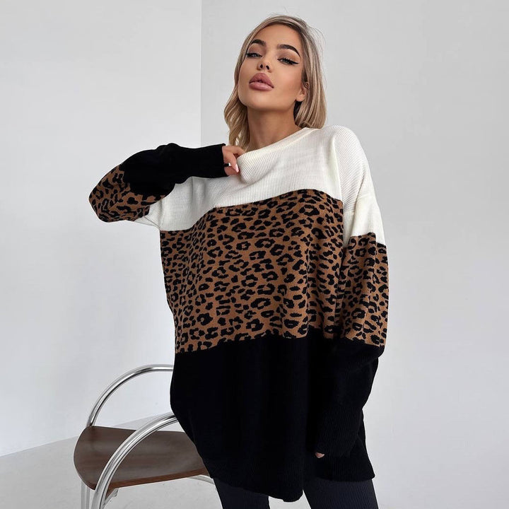 Trendy oversized sweater for women with animal pattern and creative color block details Lune London