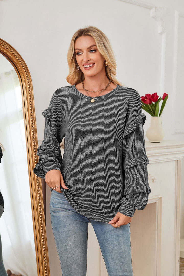 Casual sweatshirt for ladies with ruffle details and structured surface appearance Lune London