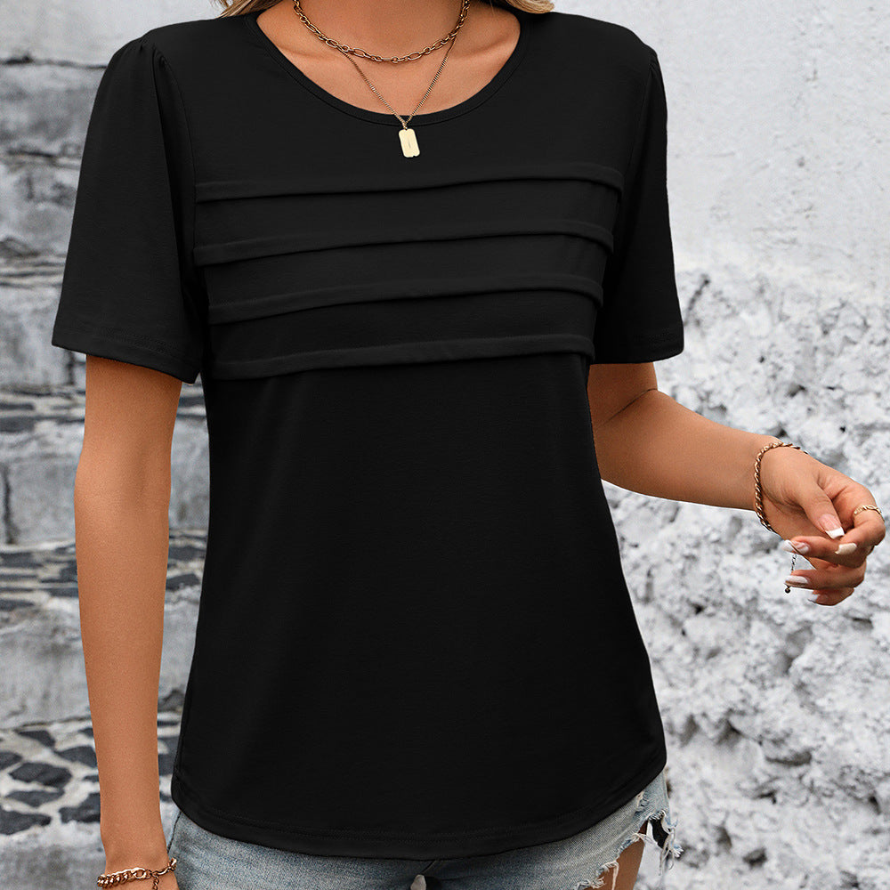 Elegant women's t-shirt with textured design Lune London