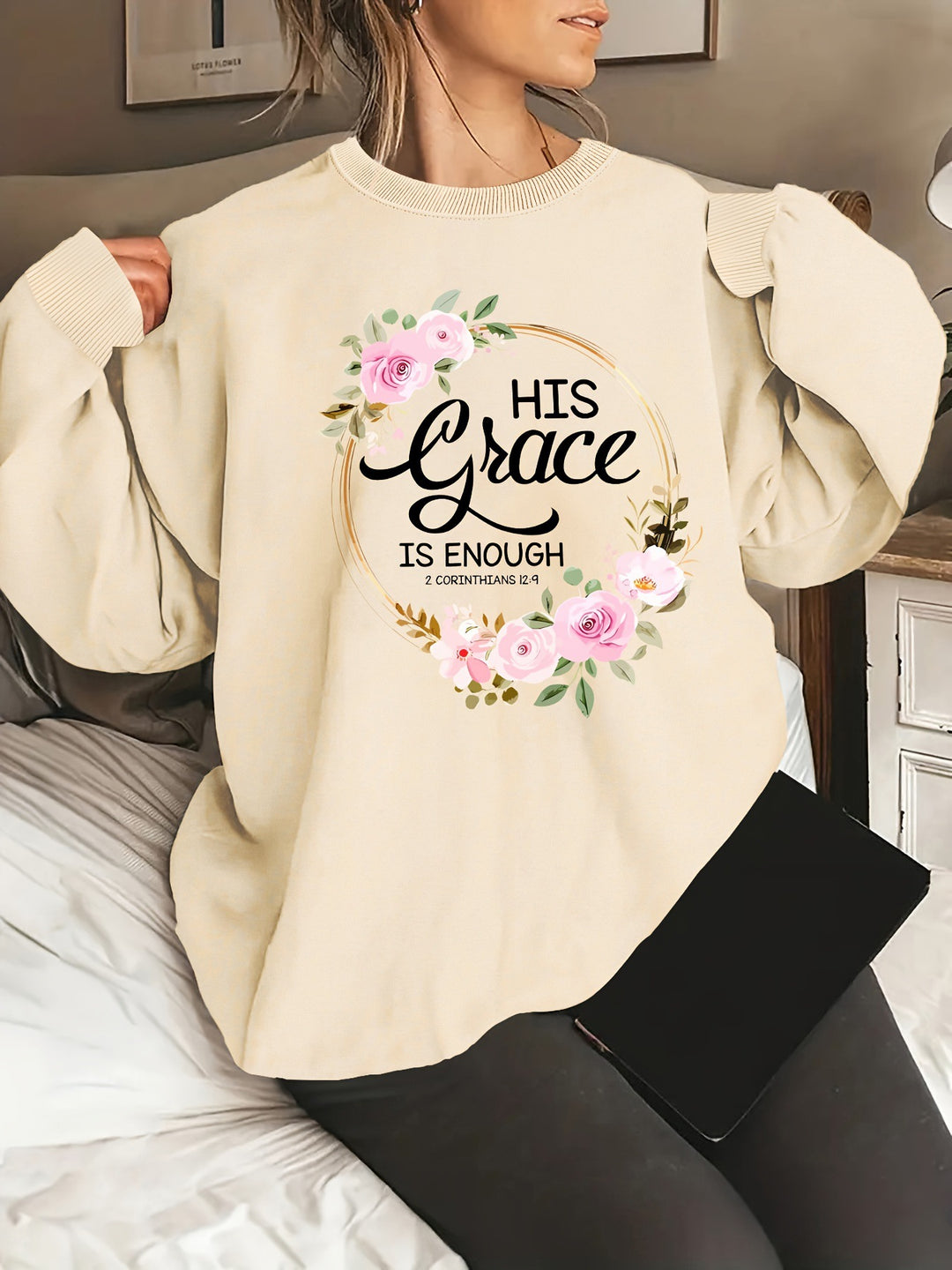 Sweat-shirt pour femmes avec lettres motivantes et design floral Chic & Stil