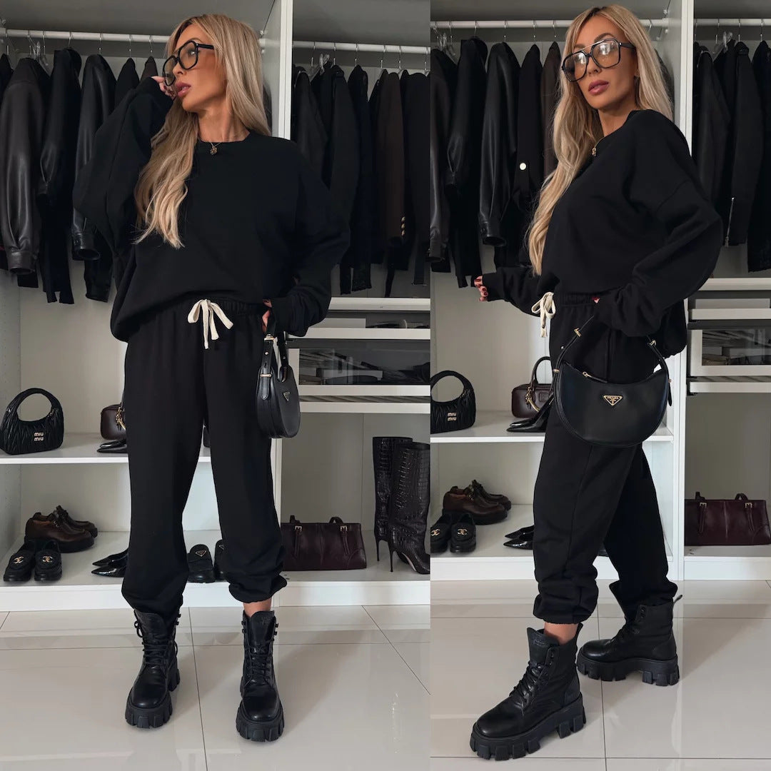 Women's casual tracksuit with elegant cut and comfortable fit Chic & Stil