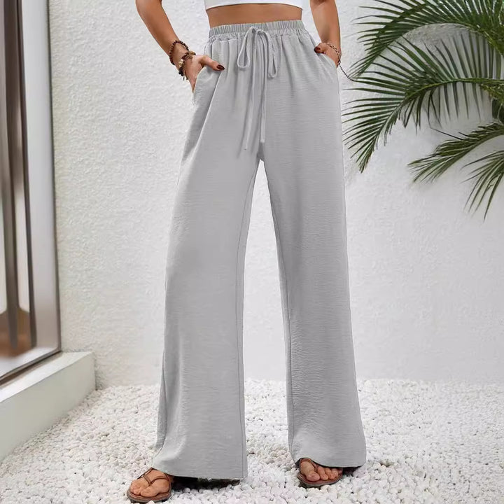 Wide leisure pants for women with elastic waistband and practical pockets Lune London