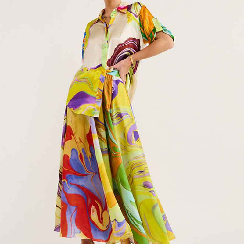 Robe maxi femme avec design coloré artistique et ceinture élastique Chic & Stil