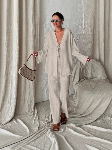 Casual set for women with a loose top and comfortable pants Lune London