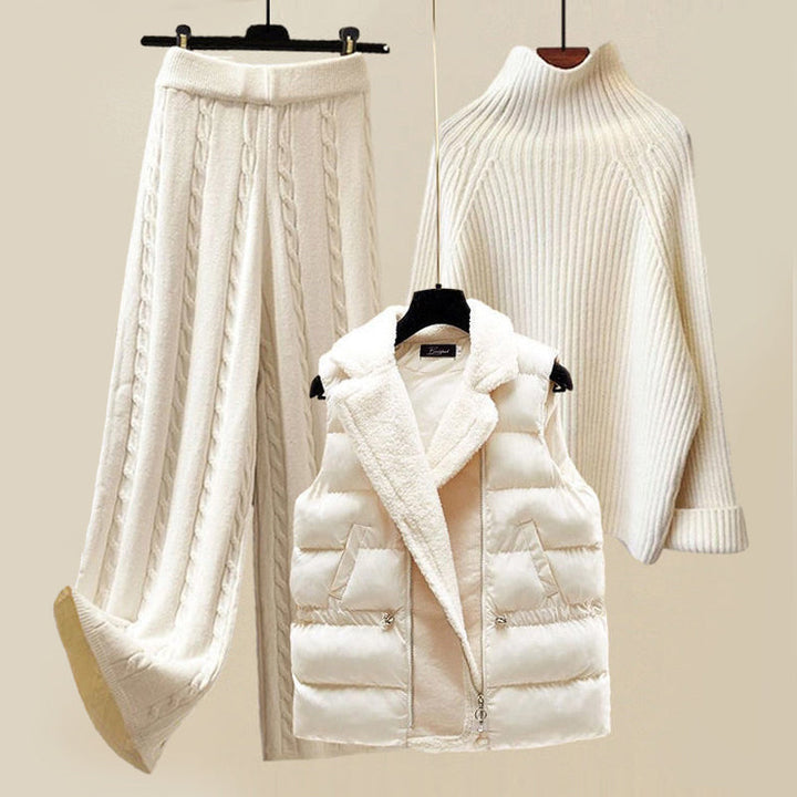 Lune London | Women's winter outfit - Turtleneck, down jacket & pants