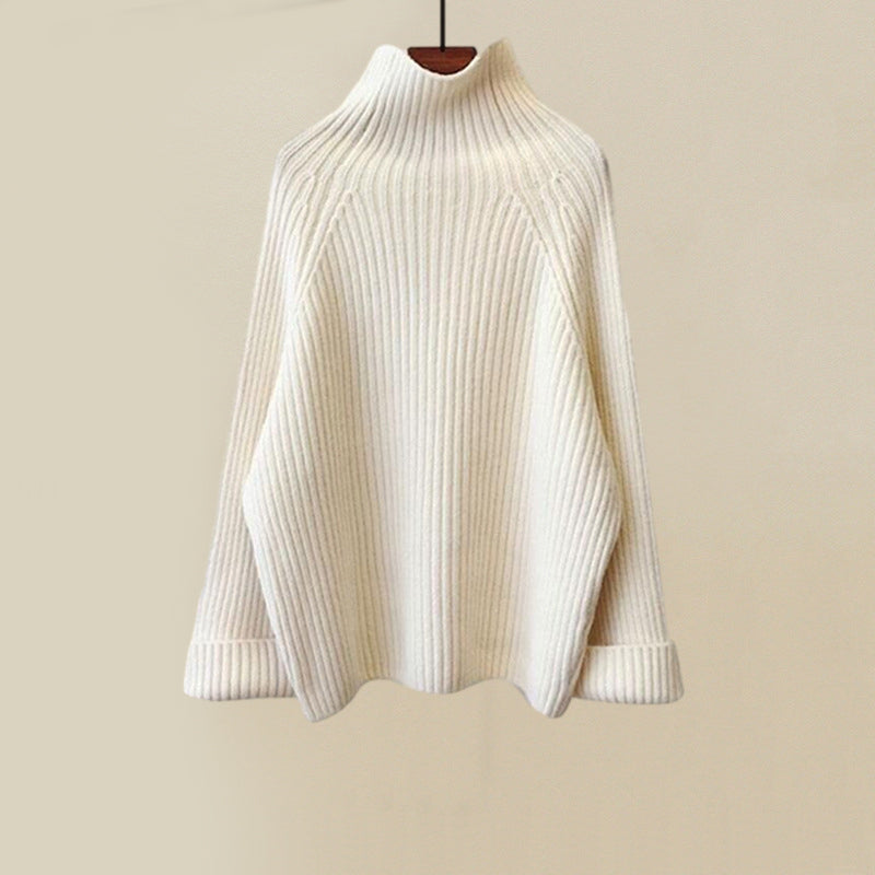 Lune London | Women's winter outfit - Turtleneck, down jacket & pants