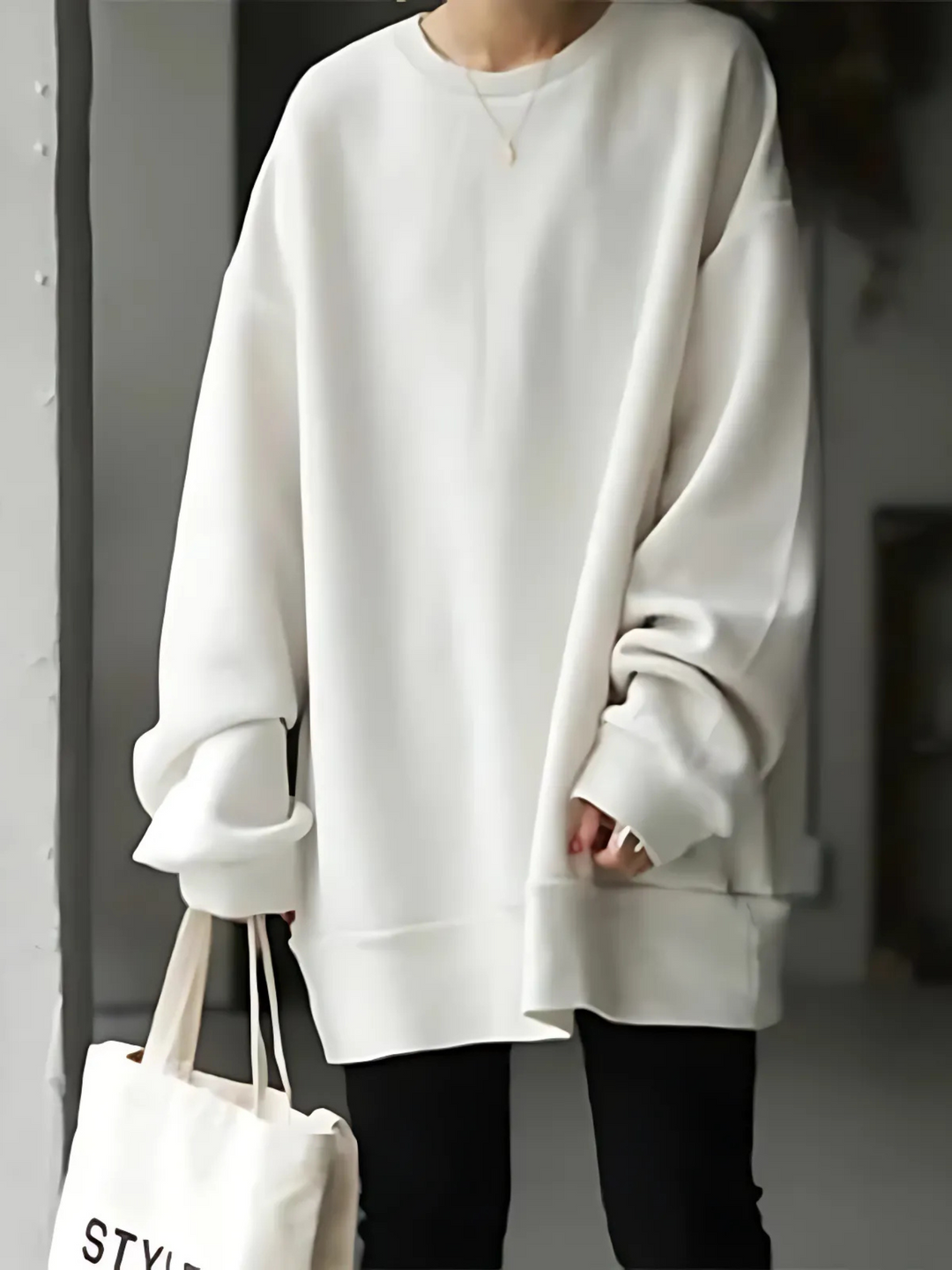 Lune London | Oversized Sweatshirt for Women - Modern Design