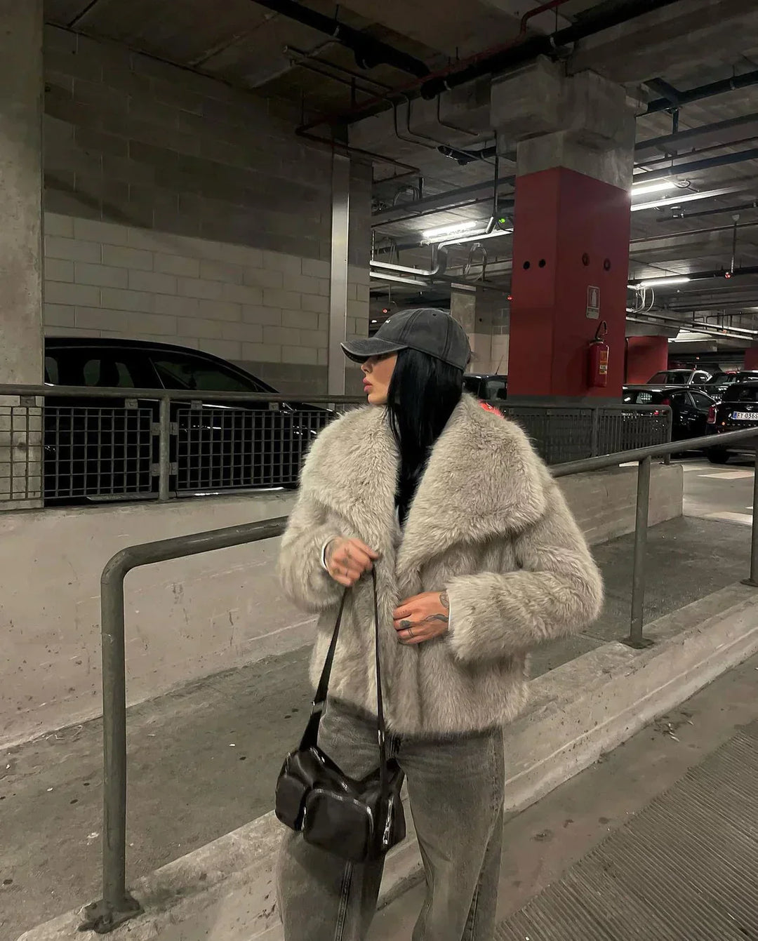 Lune London | Fur Coat - Soft Faux Fur - Plus Size Fit - Elegant and Warm