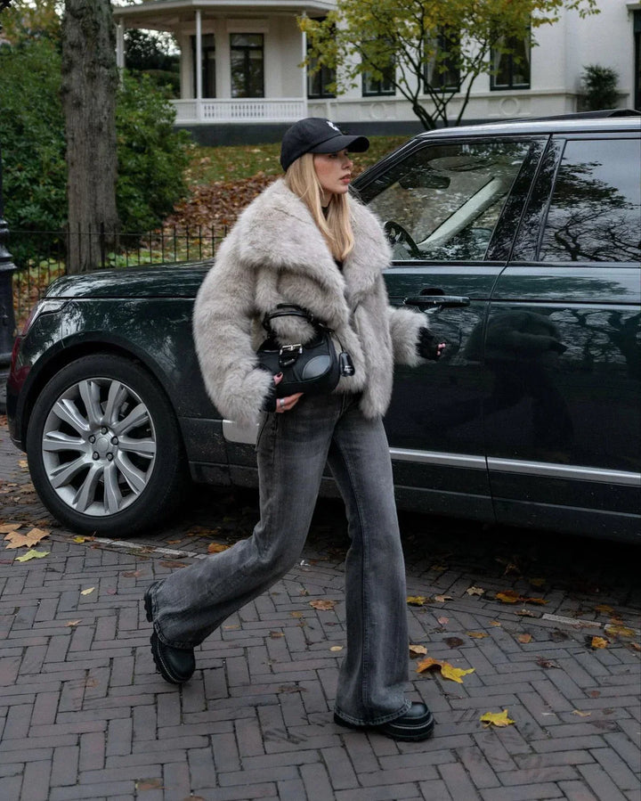 Lune London | Fur Coat - Soft Faux Fur - Plus Size Fit - Elegant and Warm
