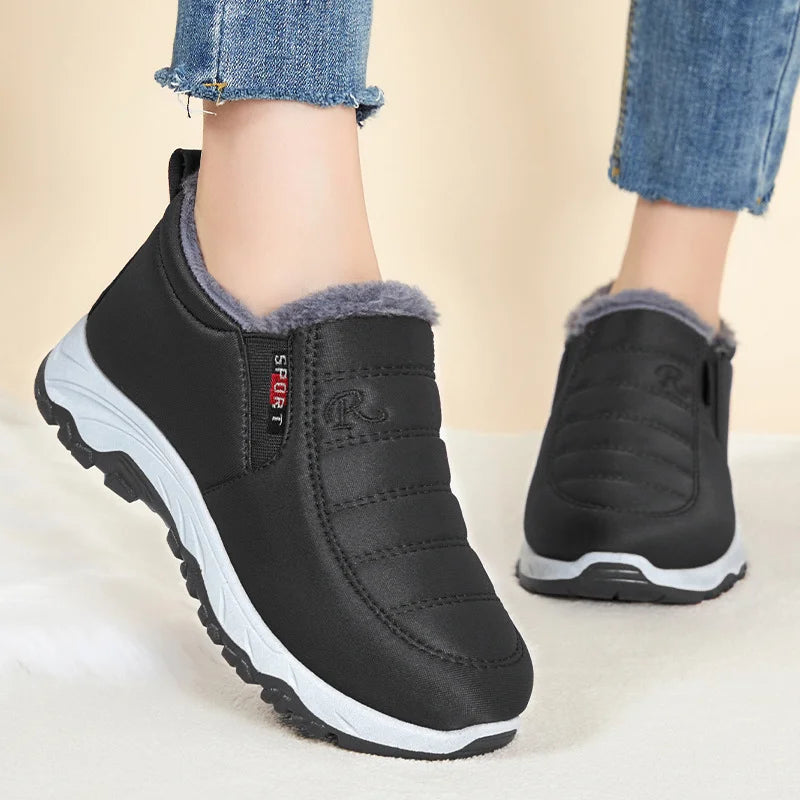 Lune London | Quilted Waterproof Winter Boots for Women – Comfortable & Stylish Slip-On Design