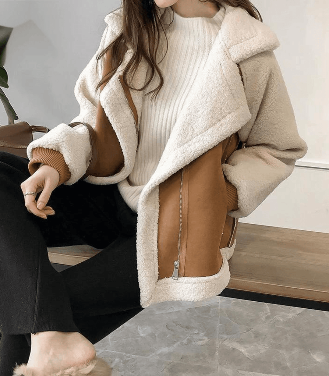 Lune London | soft and cozy women's jacket with faux fur