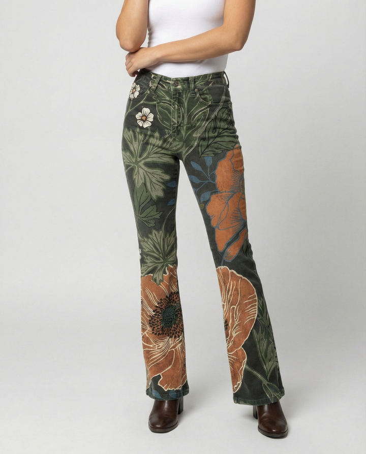 Women's Denim Flared Jeans with Trendy Cut & High Fit Lune London