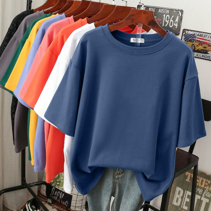Lune London | Cozy Cotton Basic: Plus-Size T-Shirt for Women