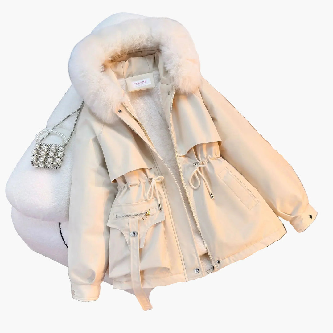 Lune London | Winter jacket with hood and faux fur collar - Elegant parka for cold days