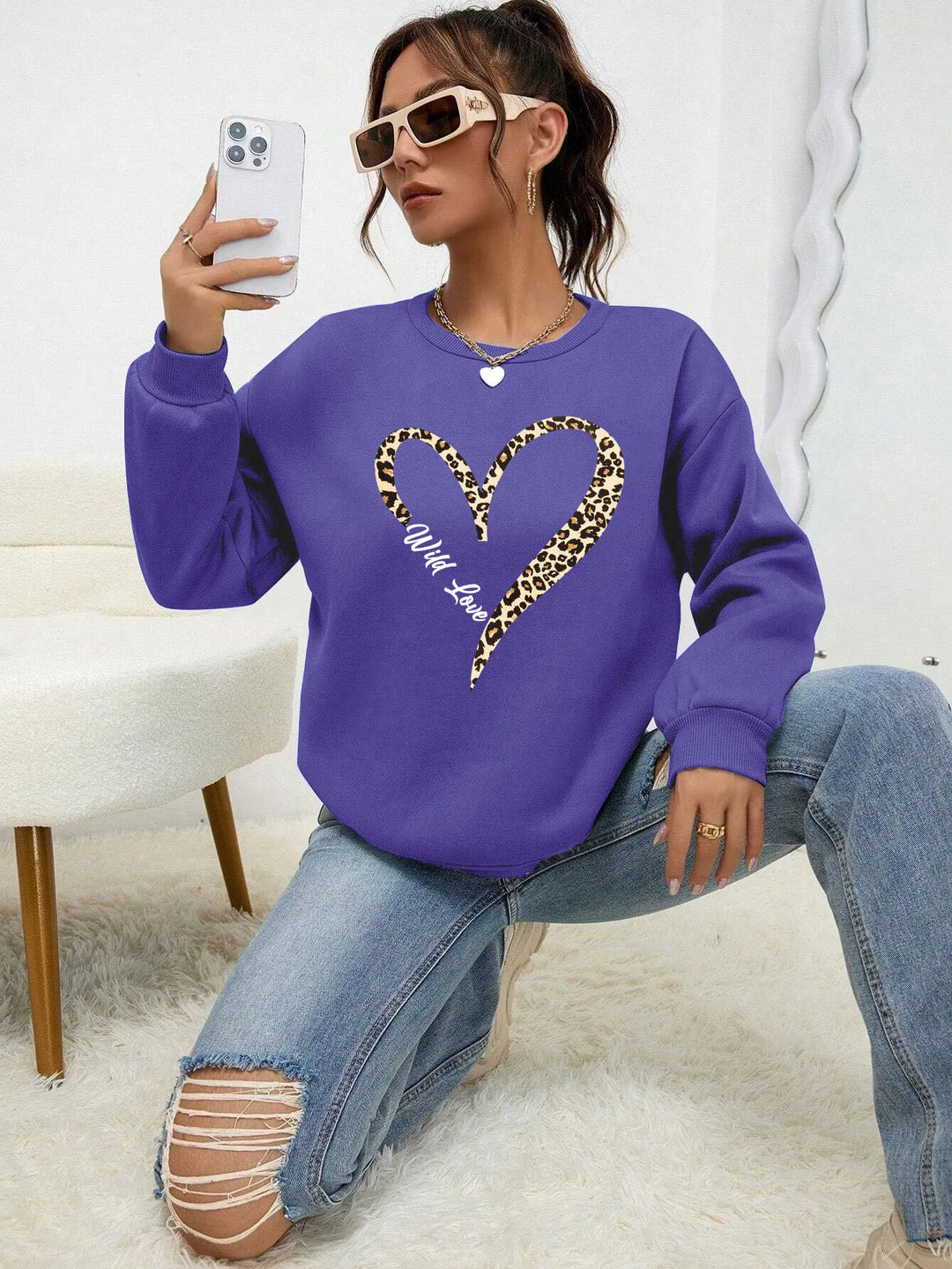Lune London | Sweatshirt with Leopard Heart Print Polyester Trendy and Comfortable