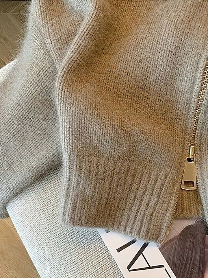 Lune London | Zipped cardigan with elegant collar - Trendy short cardigan for everyday and office