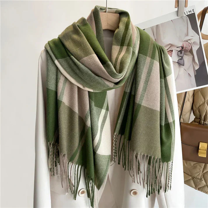 Lune London | Classic Scarf with Checkered Pattern
