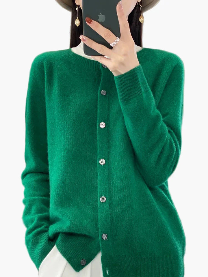 Chic und Stil | Classic cardigan - Elegant everyday style for the office and leisure