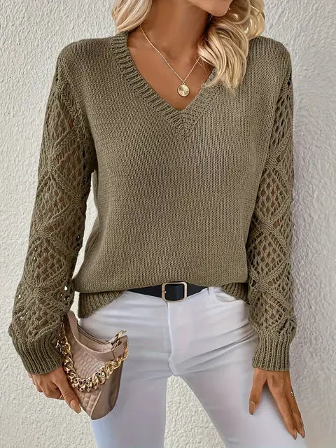 Lune London | Solid V-neck knit sweater