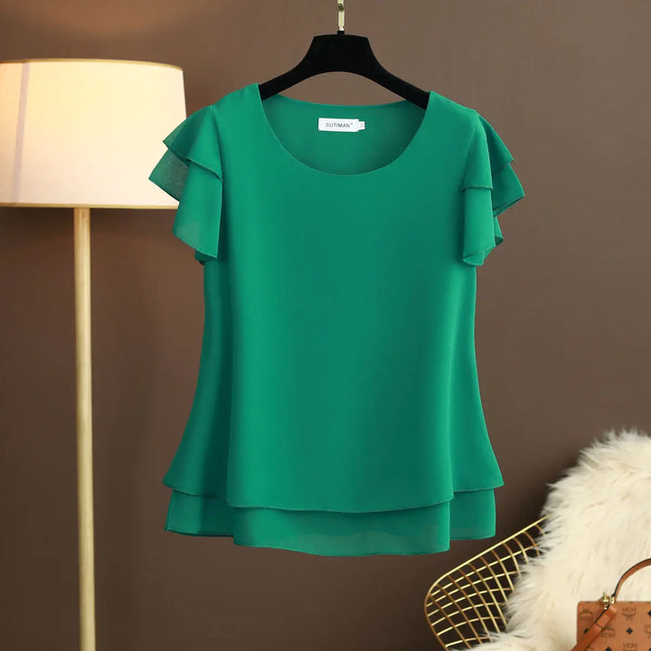Lune London | Chiffon blouse with O-neck and short sleeves