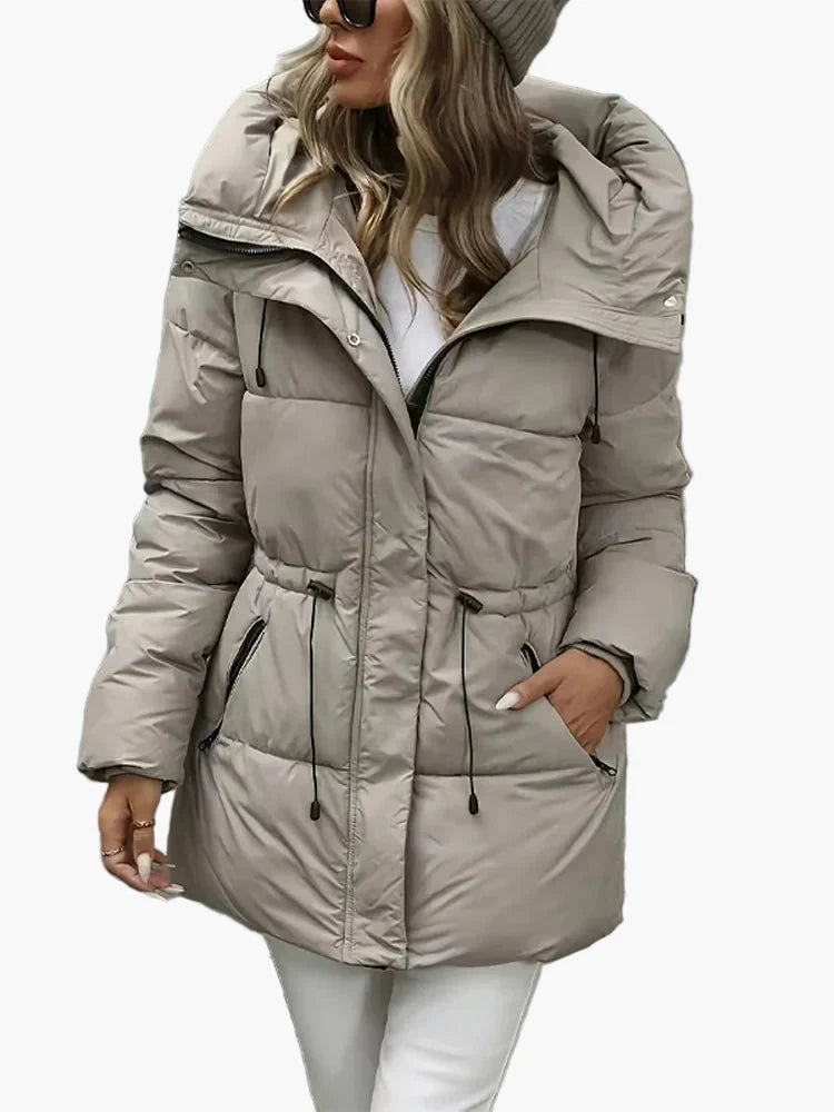 Lune London | Quilted winter jacket with hood - Elegant and warm coat for leisure and everyday use