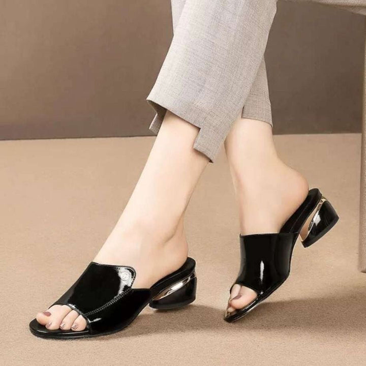 Lune London | Elegant Slides with Glossy Finish