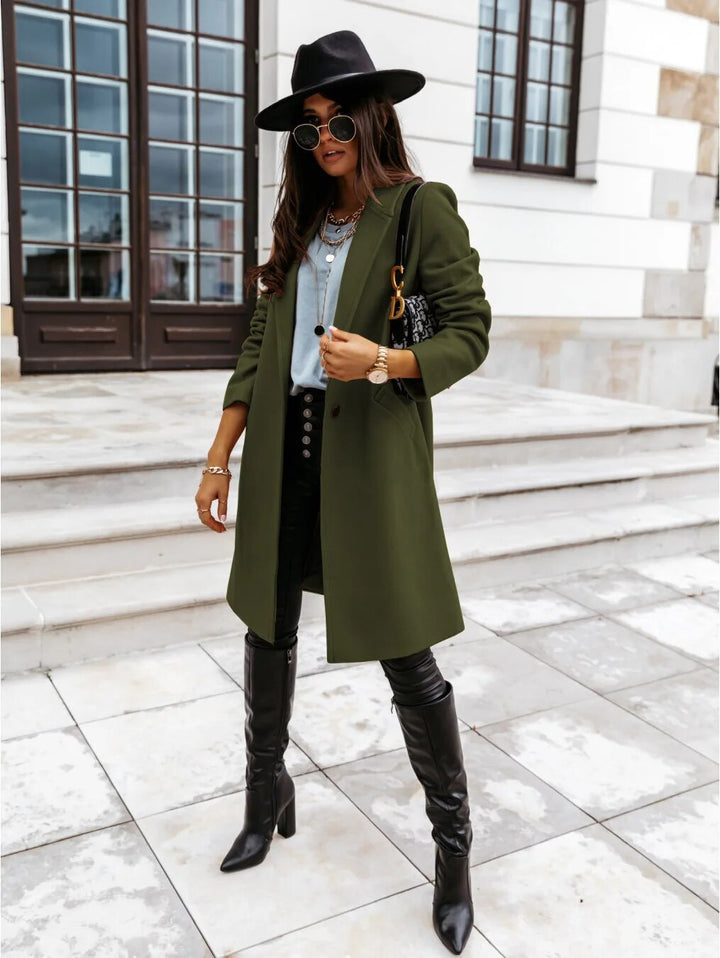 Lune London | Coat - Wool blend - Tailored fit - Button closure - Classic design