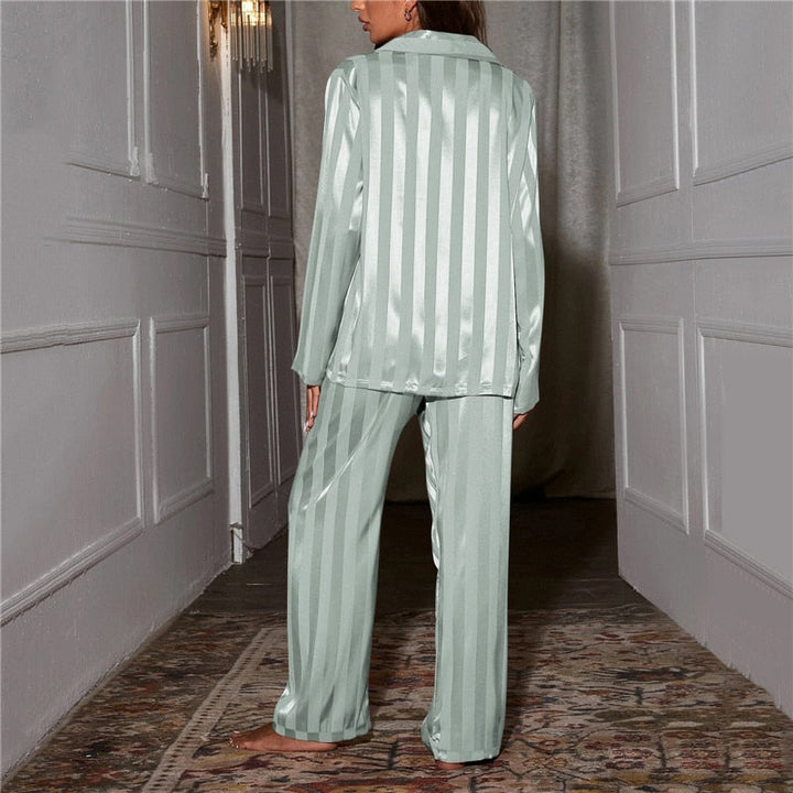 Lune London | Stylish Silk Pajama for Women