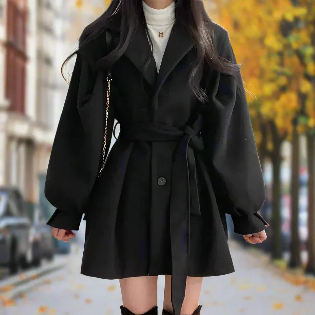 Lune London | Long trench coat for women with belt - Timeless elegance
