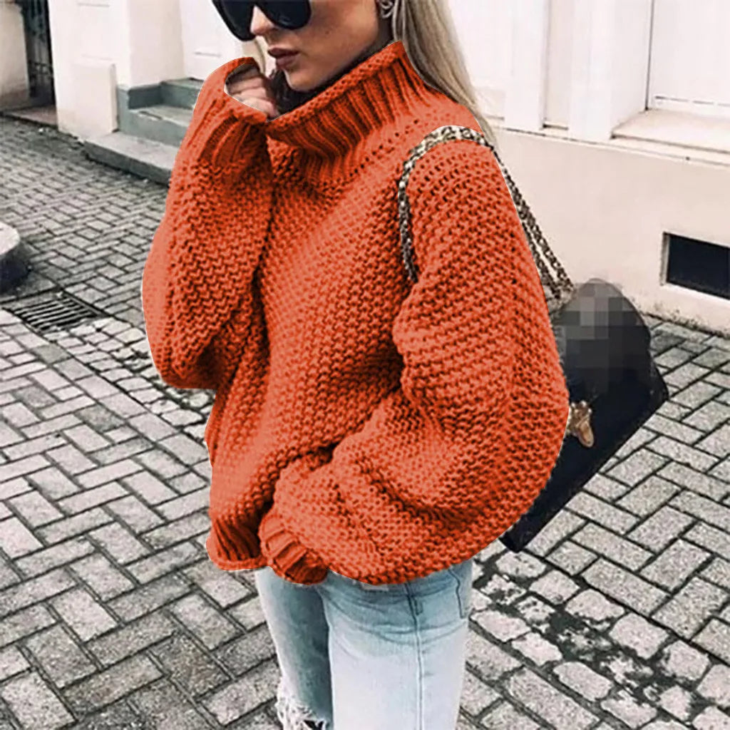 Lune London | Pullover with F Mouse Sleeve