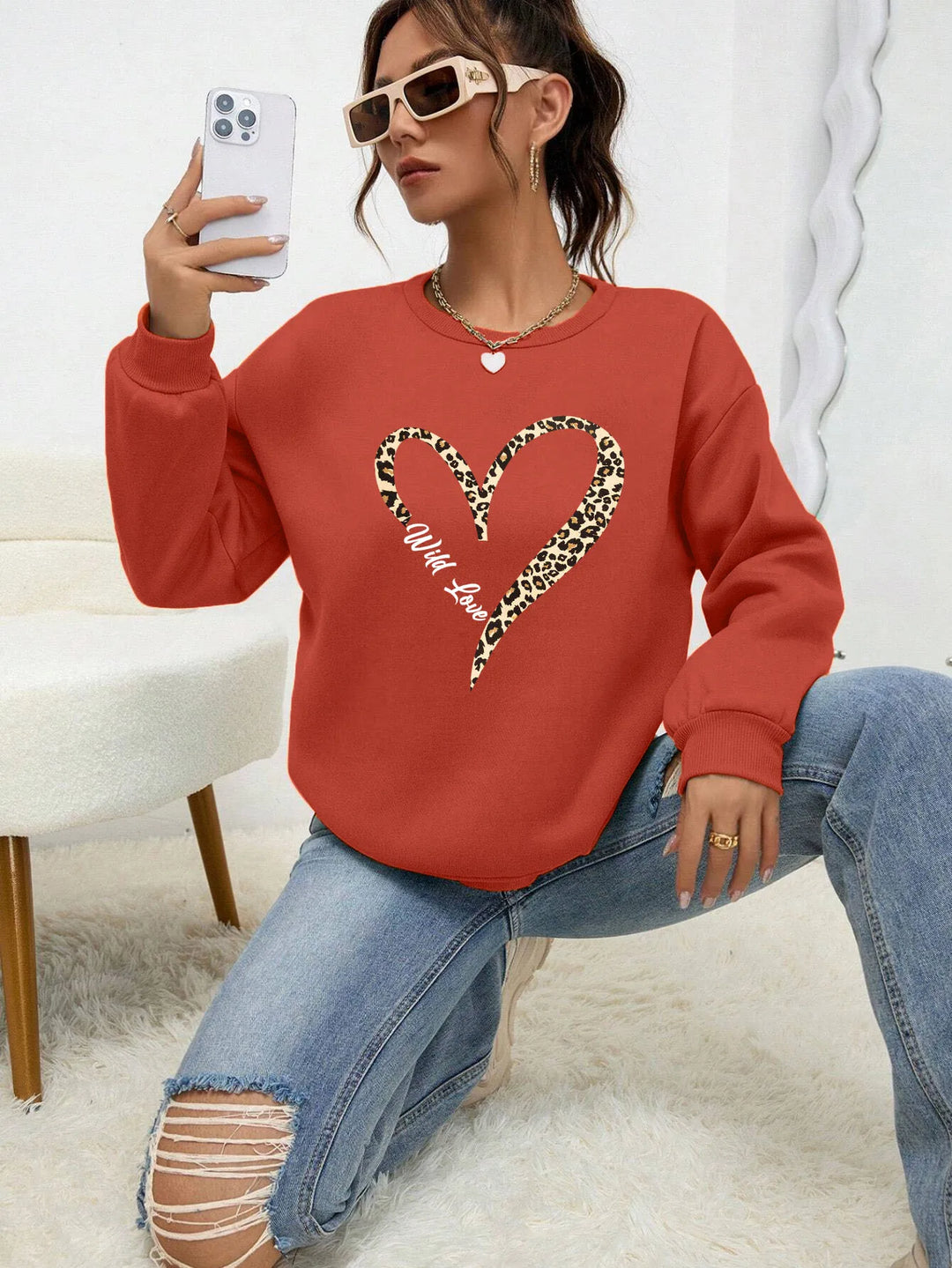 Lune London | Sweatshirt with Leopard Heart Print Polyester Trendy and Comfortable